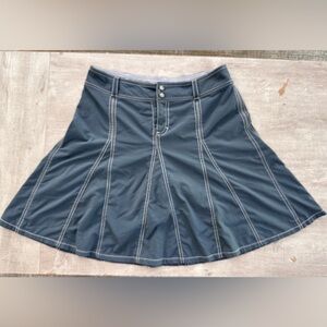 ATHLETA Stylish Dark Grey Women's Short/Skirt